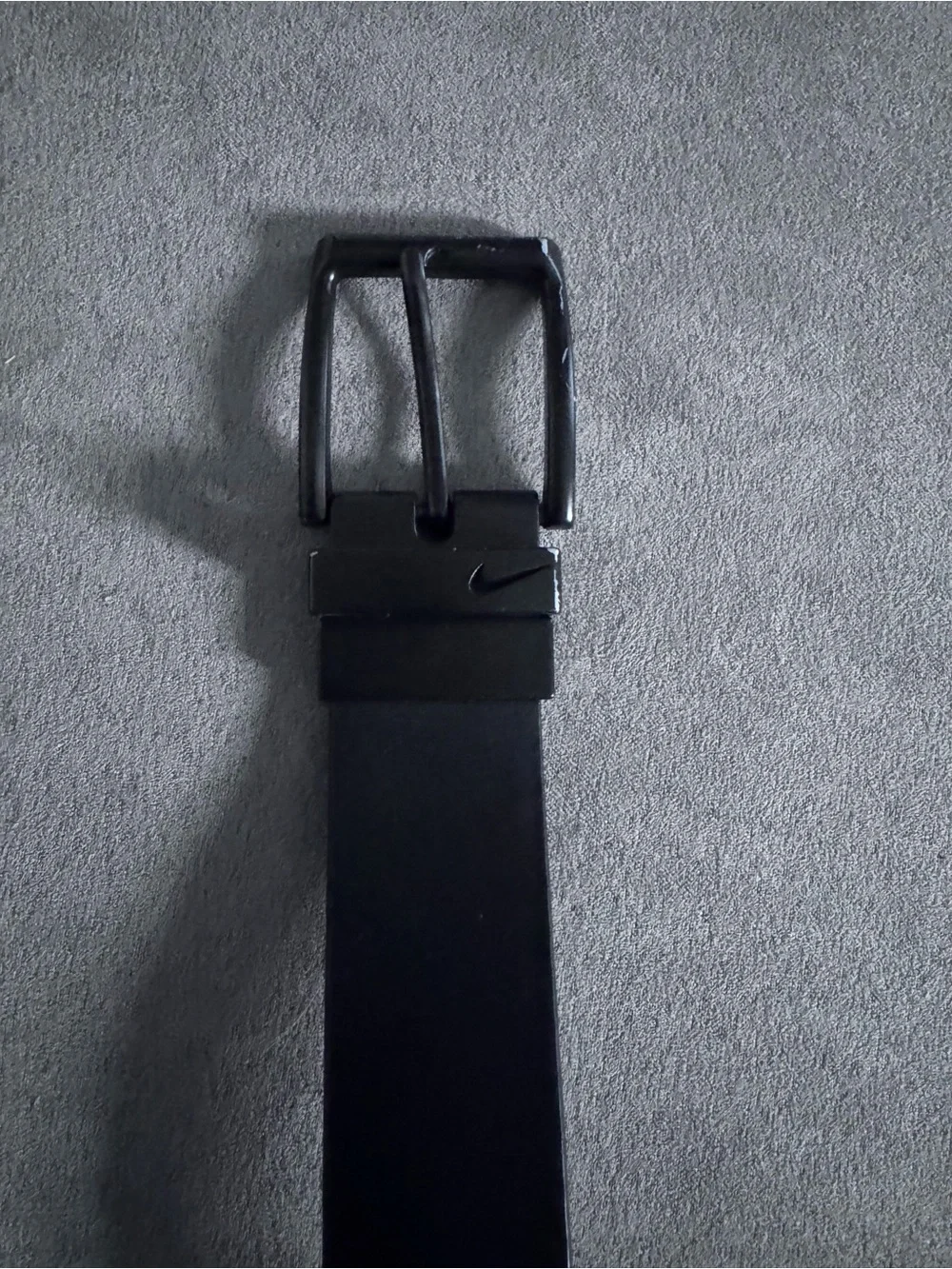 Nike Black Smooth Faux Leather Men's Belt with Matte Buckle